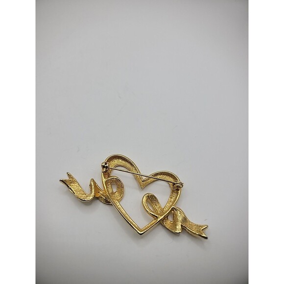 Vintage Brooch Pin Heart Ribbon Ribbed Gold Tone Jewelry Costume - Picture 5 of 11